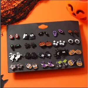 Halloween Assorted Stud Earrings Set